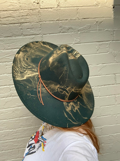 Forest Gold Marbled Wide Brim Hat - La De Da