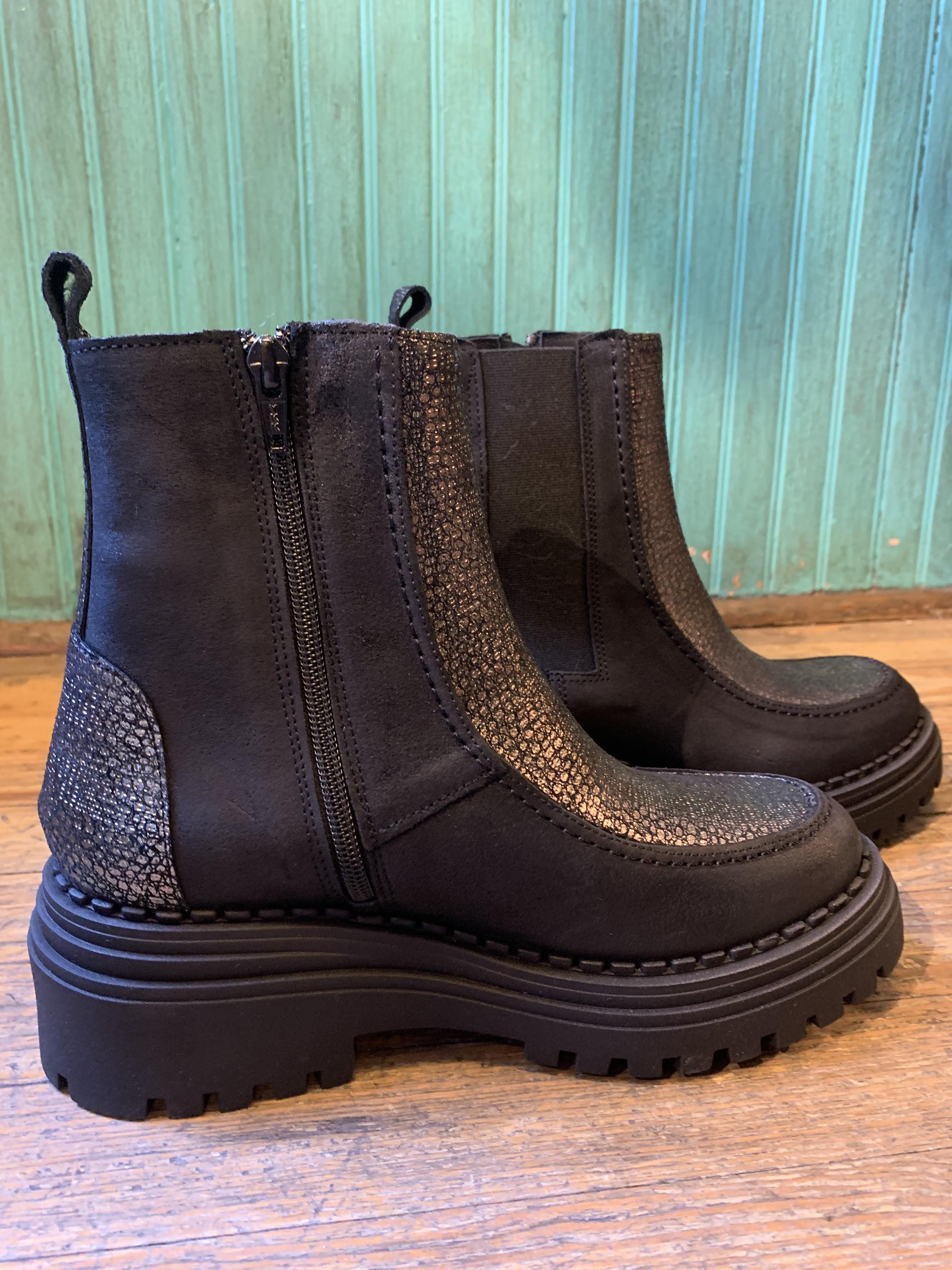 Nemesis Chelsea Boots