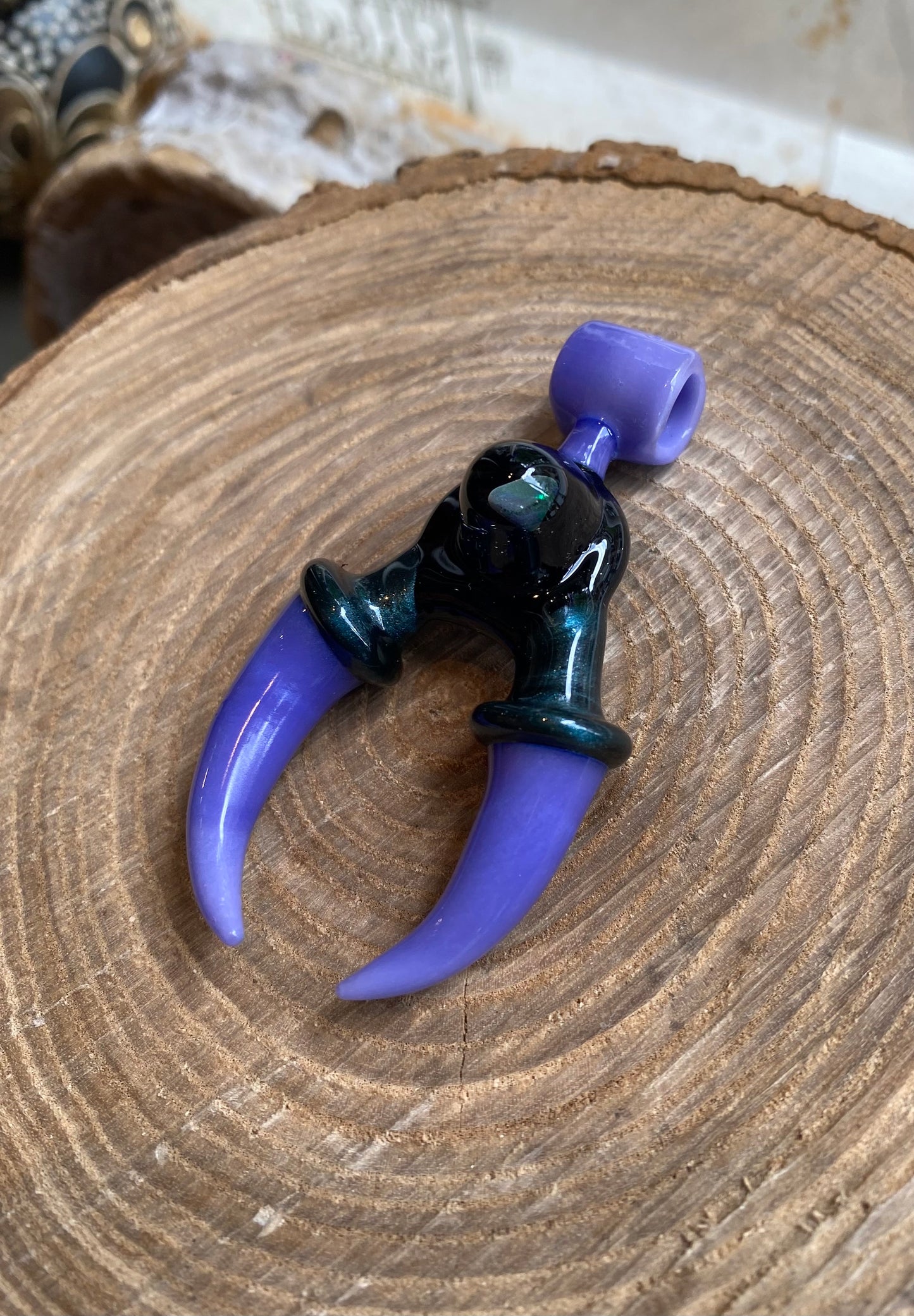 Foci Pendant - TG06*