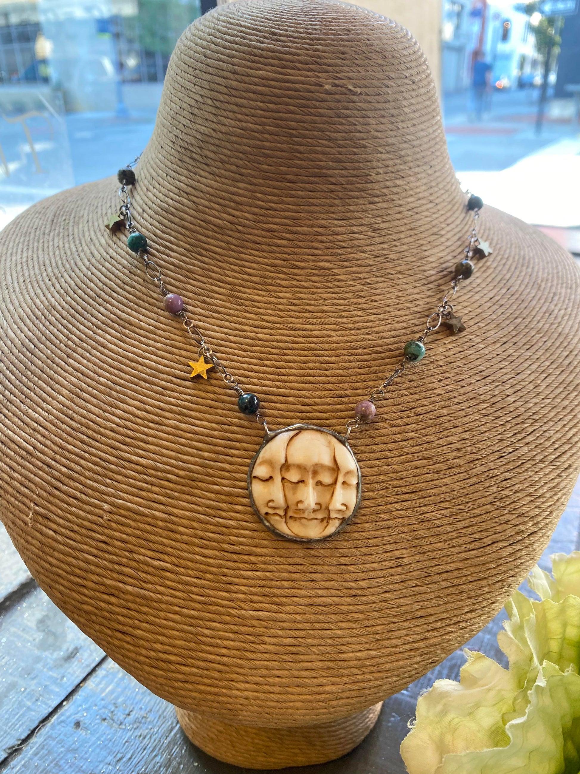 Three-Faced Moon Carved Necklace* N122 - La De Da