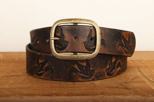 Embossed Sparrow Swallow Bird Vintage Aged Leather Belt in Black & Brown - Antique Brass