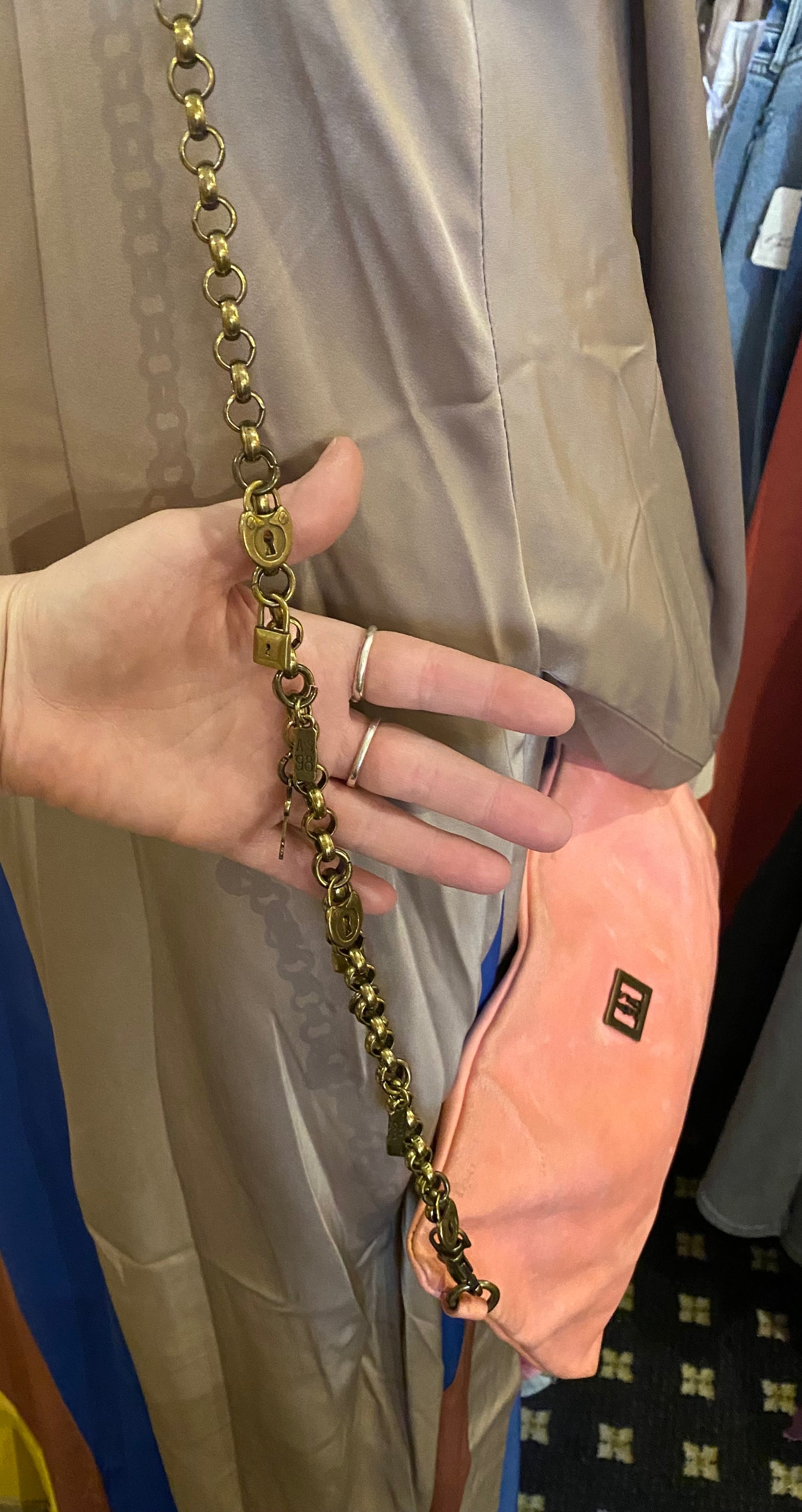 Wallace Chain Crossbody - Pink