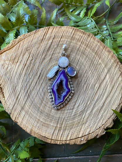 Dyed Amethyst Pearl Moonstone Pendant