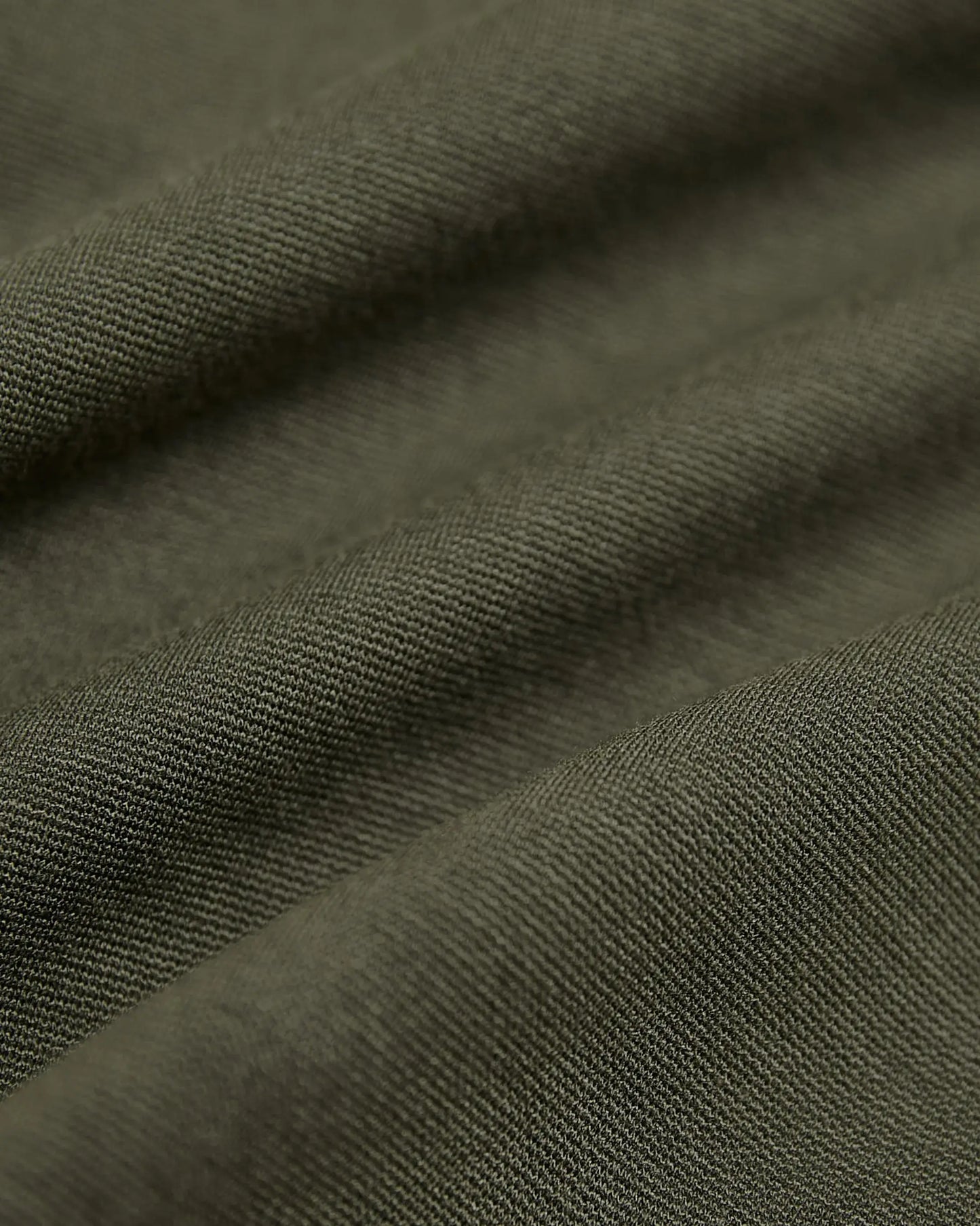 Comfort Chino Shorts 7" - Military Green