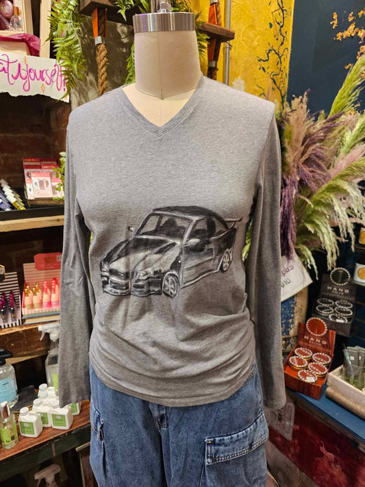 Car Longsleeve - Handpainted & Upcycled - IH4*