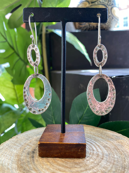 Fine Silver Oval Dangle Earring *425E-31