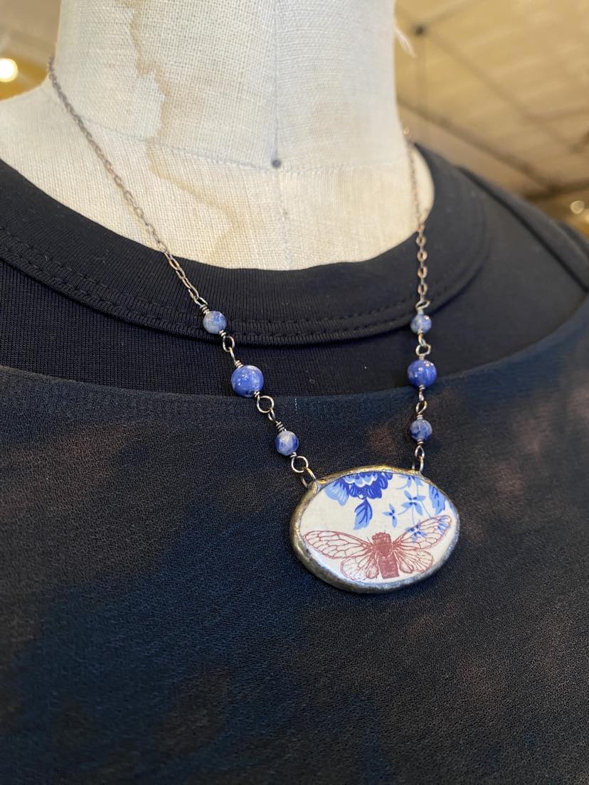 Ceramic Cicada Hand Painted Oval Pendant Necklace - Sodalite * N202
