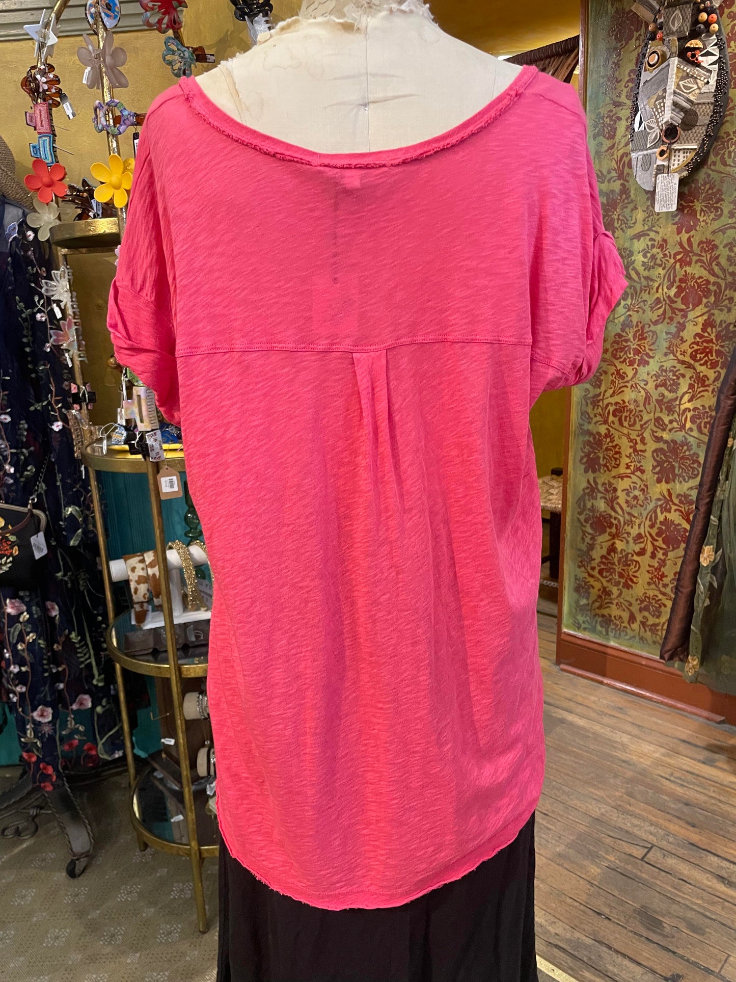 V-Neck Rolled Top - Raspberry