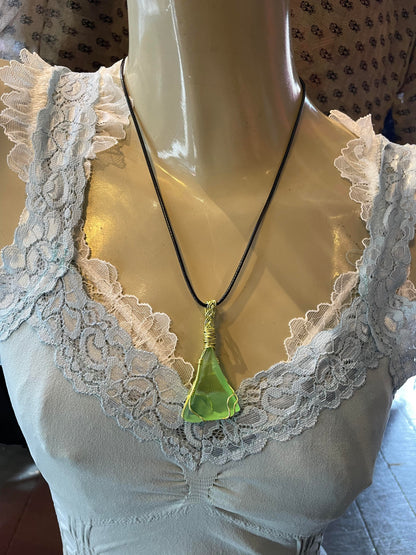 Wire Wrapped Uranium Glass Necklace #IV82