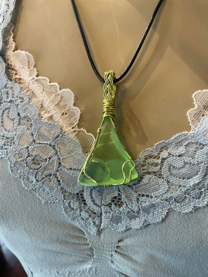 Wire Wrapped Uranium Glass Necklace #IV82