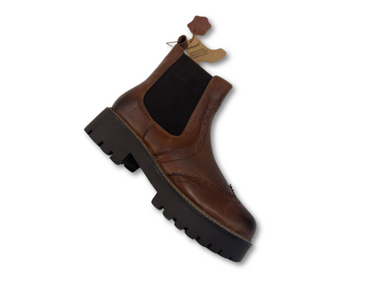 Emma Chelsea Leather Bootie - Tan Oxford