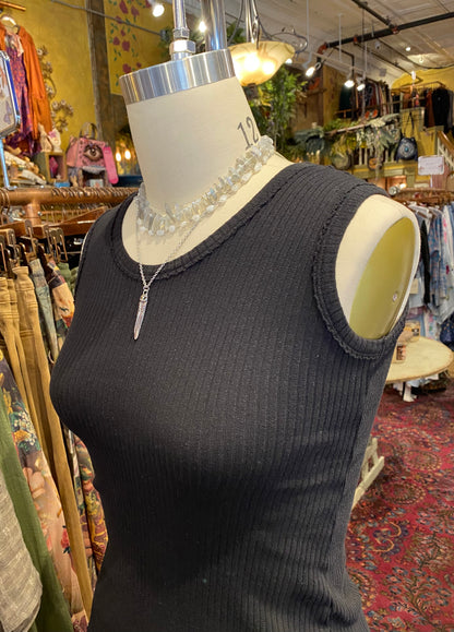 Fitted Ribbed Tank Top - Black
