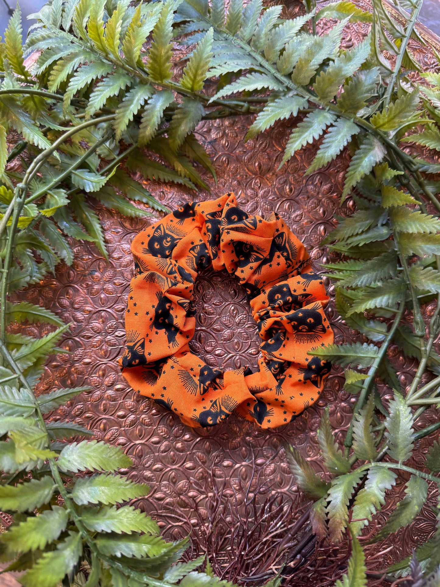 Black Cat / Orange Scrunchie #SS22 (1)*
