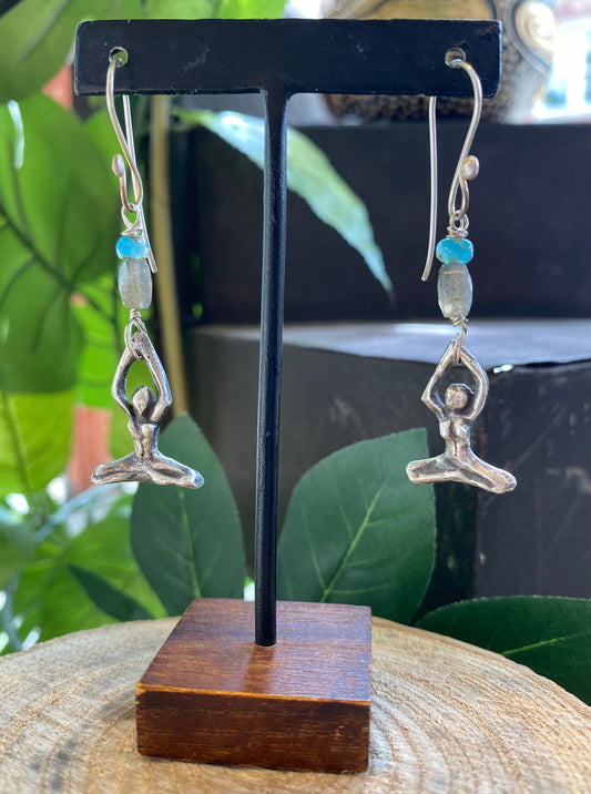Fine Silver Yoga Ladies Labradorite Earring *425E-8