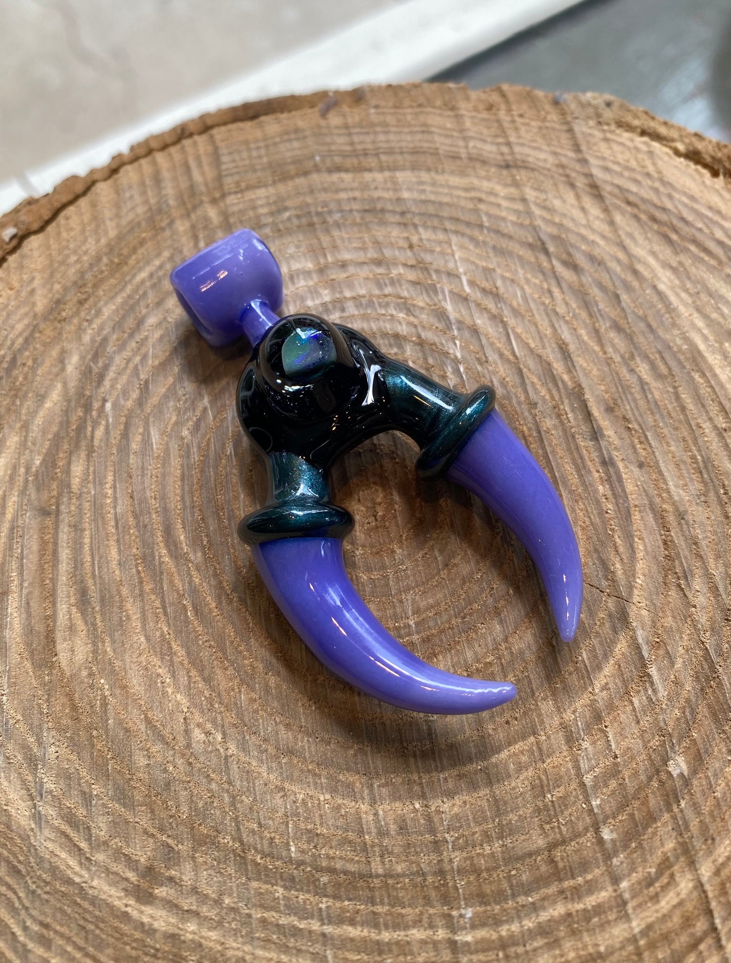 Foci Pendant - TG06*