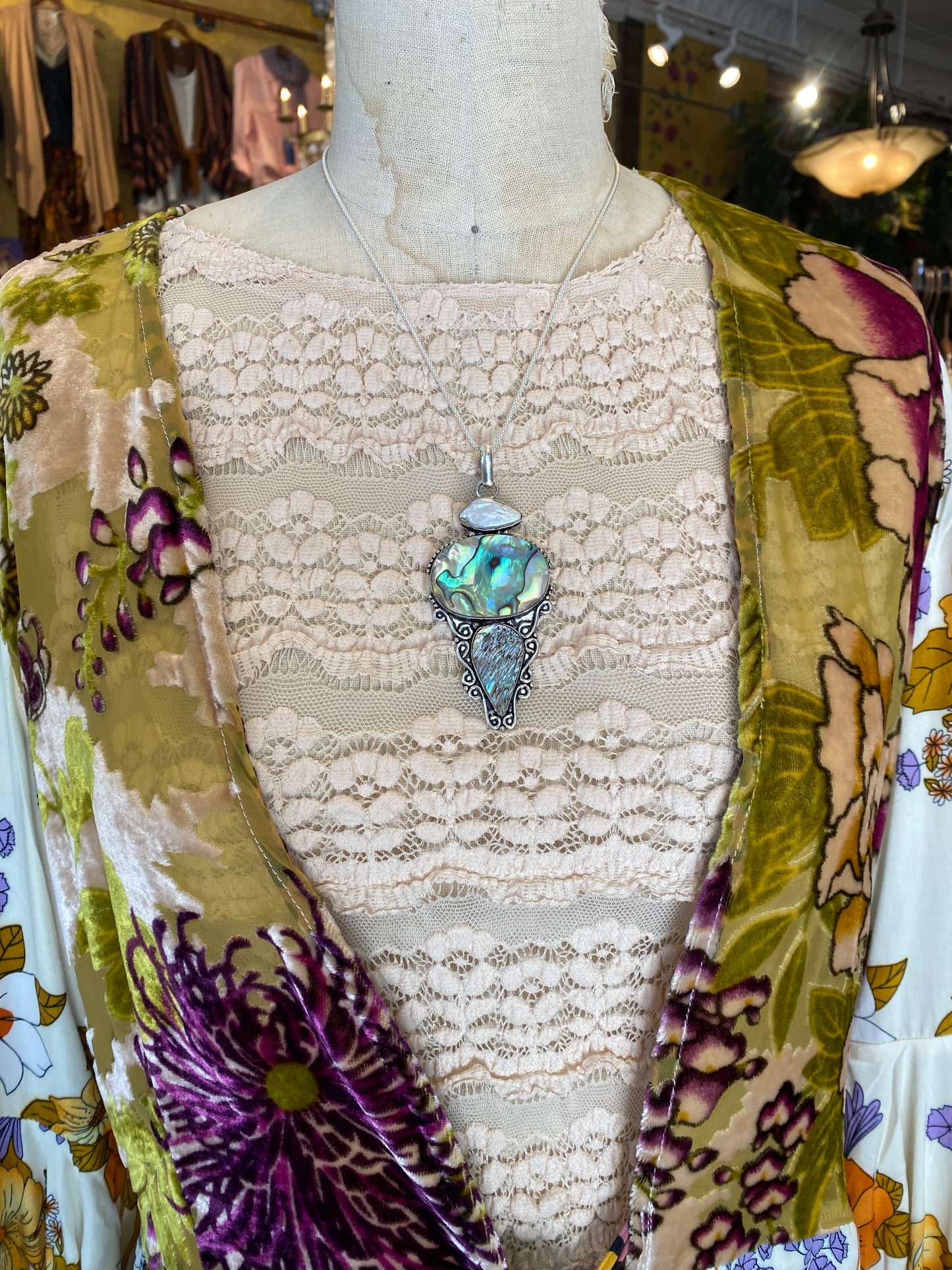 Abalone Of Sea Snail Pearl Pendant
