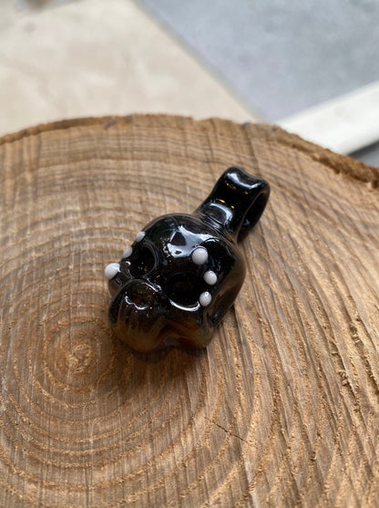 Skull Pendant w/ White Dots - TG02*