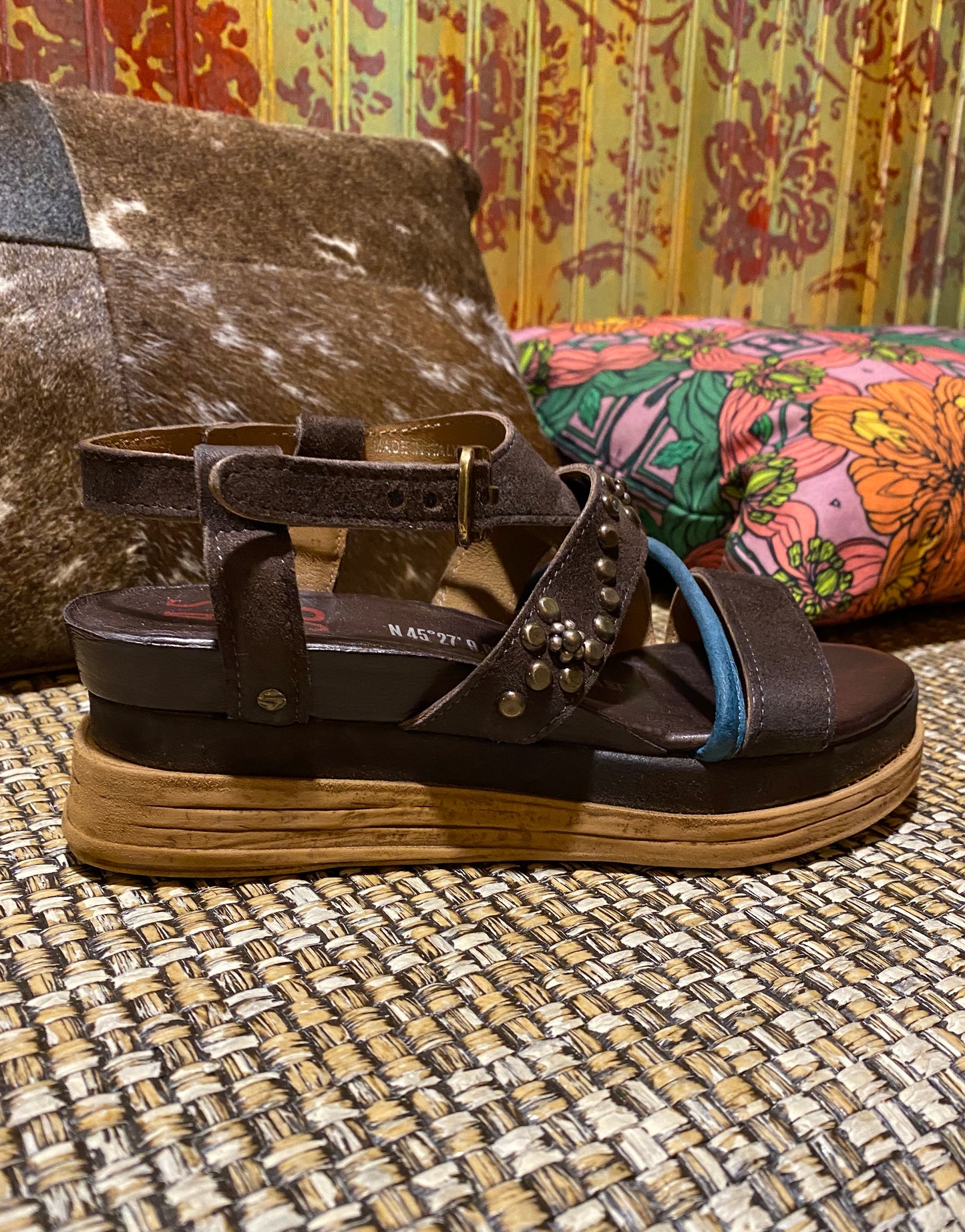 Lowman Sandal - Brown