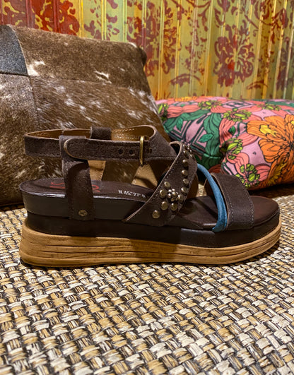 Lowman Sandal - Brown