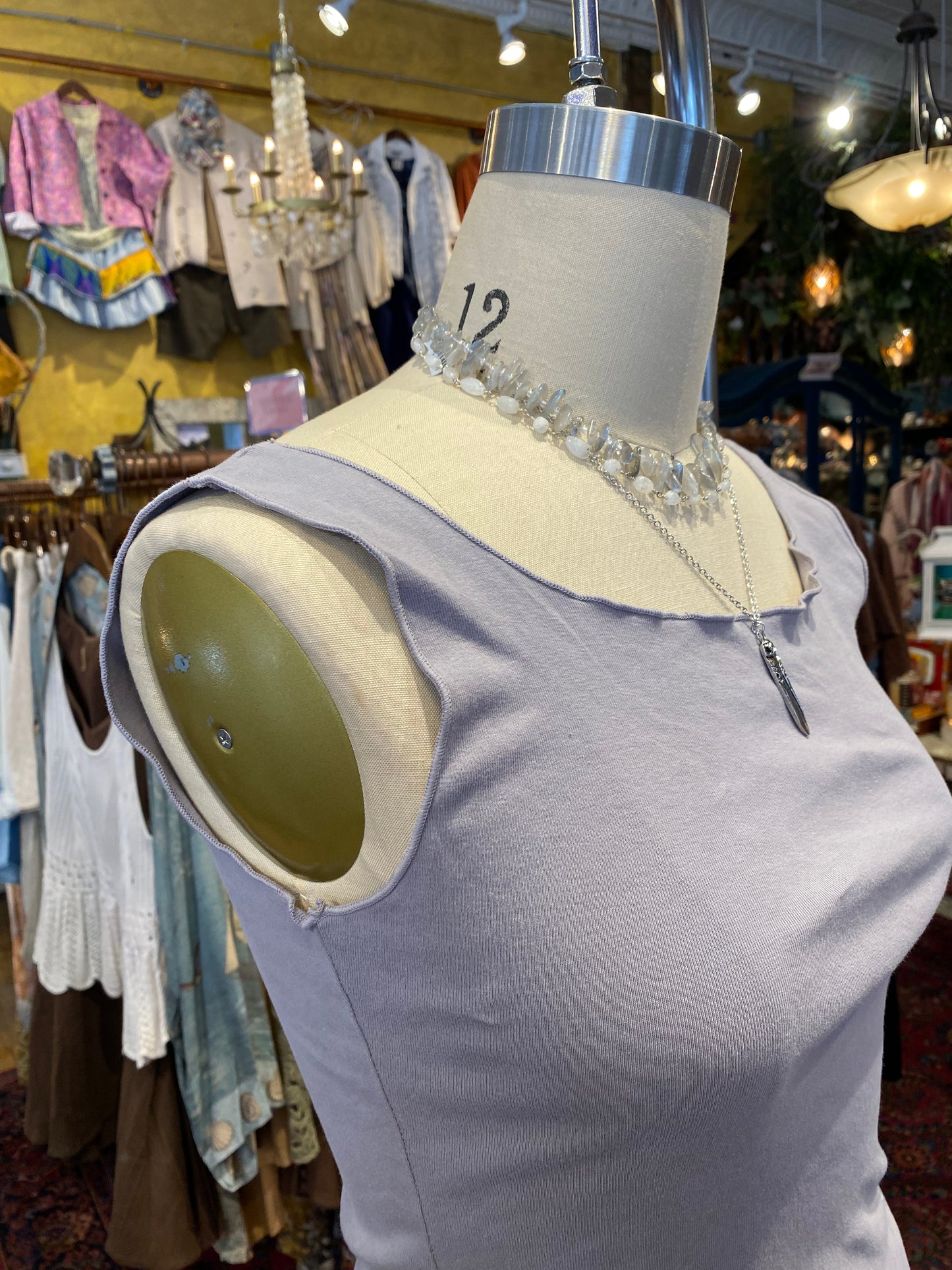 Fitted Tank Top w/ Lettuce Hem - Platinum