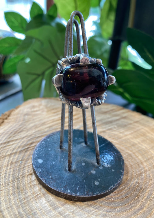 Red Artisan Glass Fine Silver Ring *425R-12