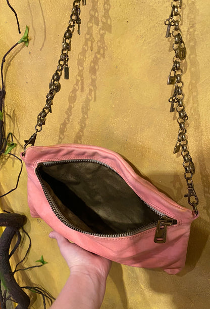 Wallace Chain Crossbody - Pink