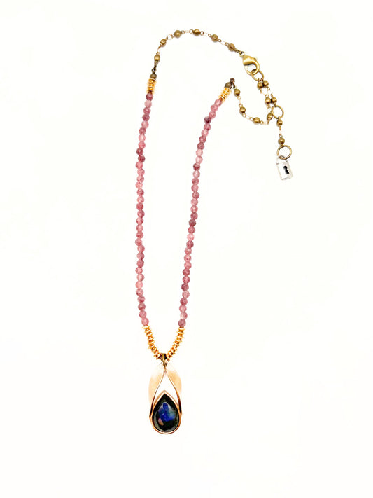 Petal pendant with set gemstone and beaded chain - Labradorite