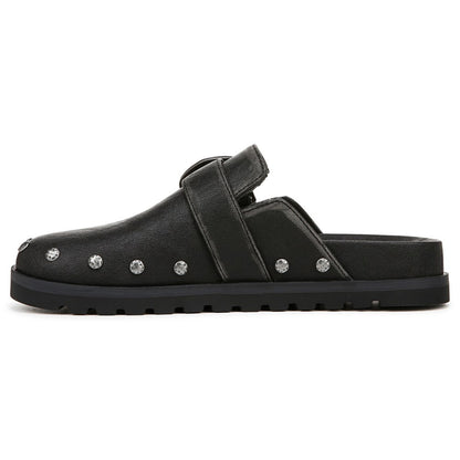 Skylar Clog - Distressed Black