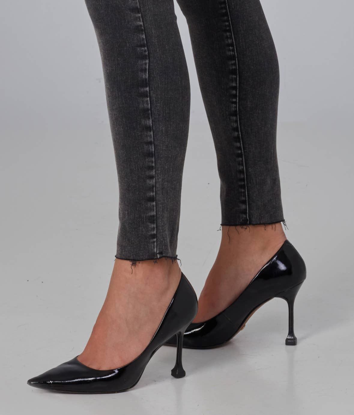 Alexa High Rise Skinny Jeans - Smokey Grey