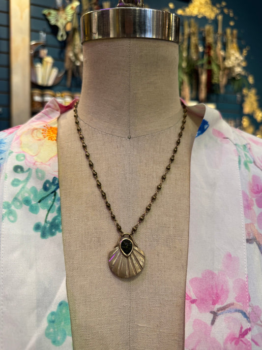 Shell Fan with Tourmaline Necklace