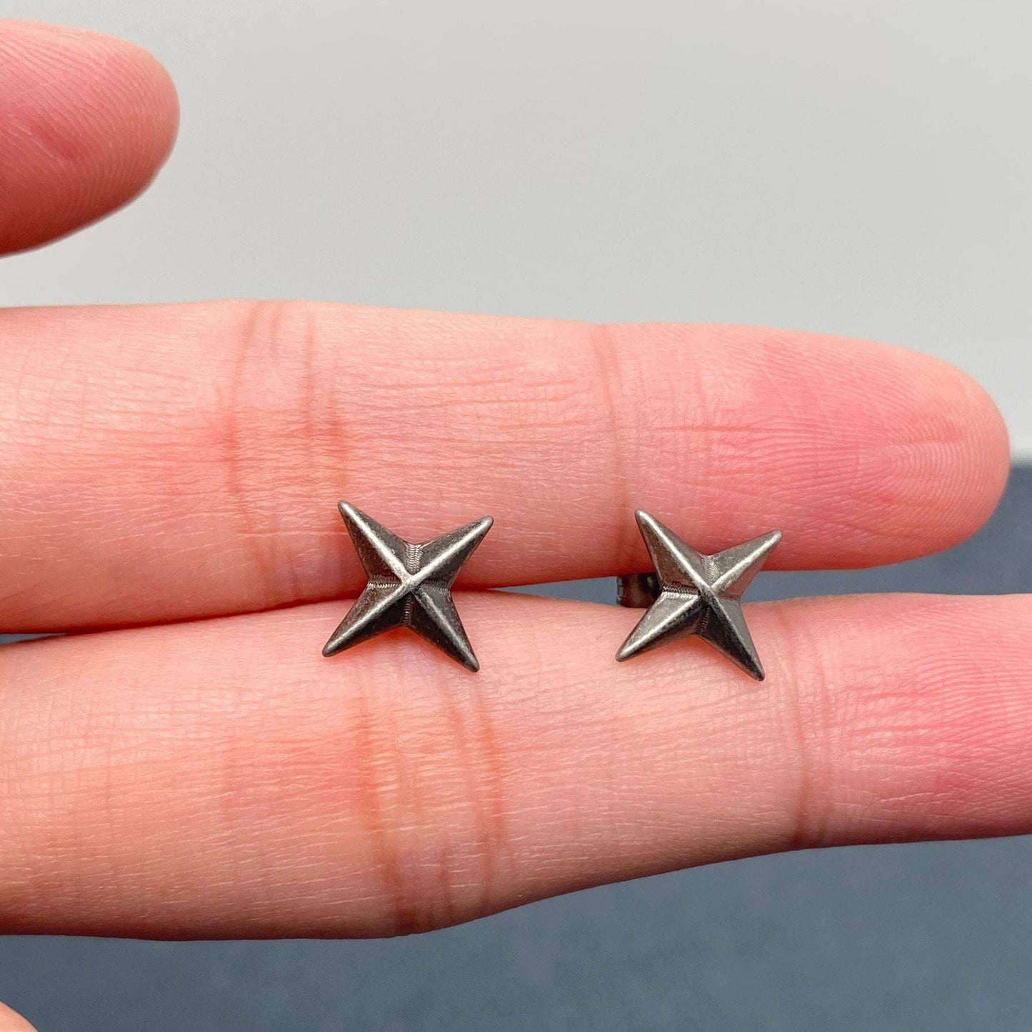 Unisex Retro Four-pointed Star Ear Studs