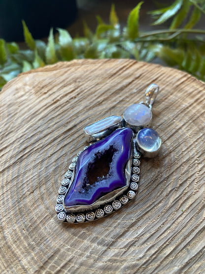 Dyed Amethyst Pearl Moonstone Pendant