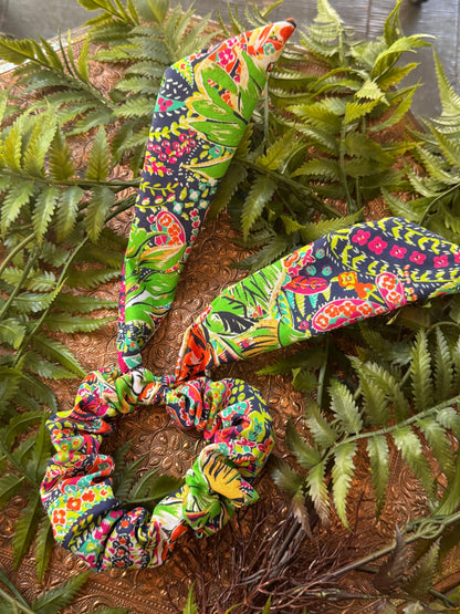 Tiger / Lime Green Scrunchie Scarf #SS12*