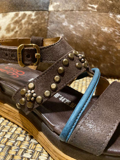 Lowman Sandal - Brown