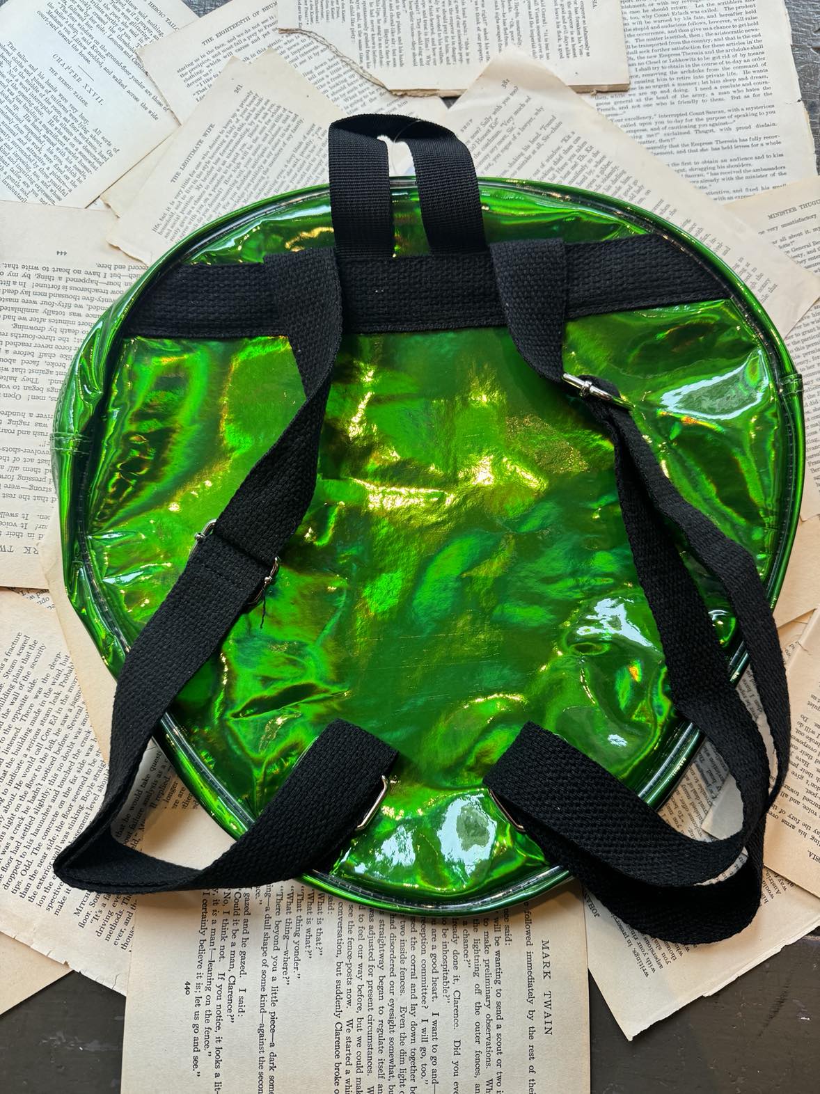 Alien Head Backpack - Green