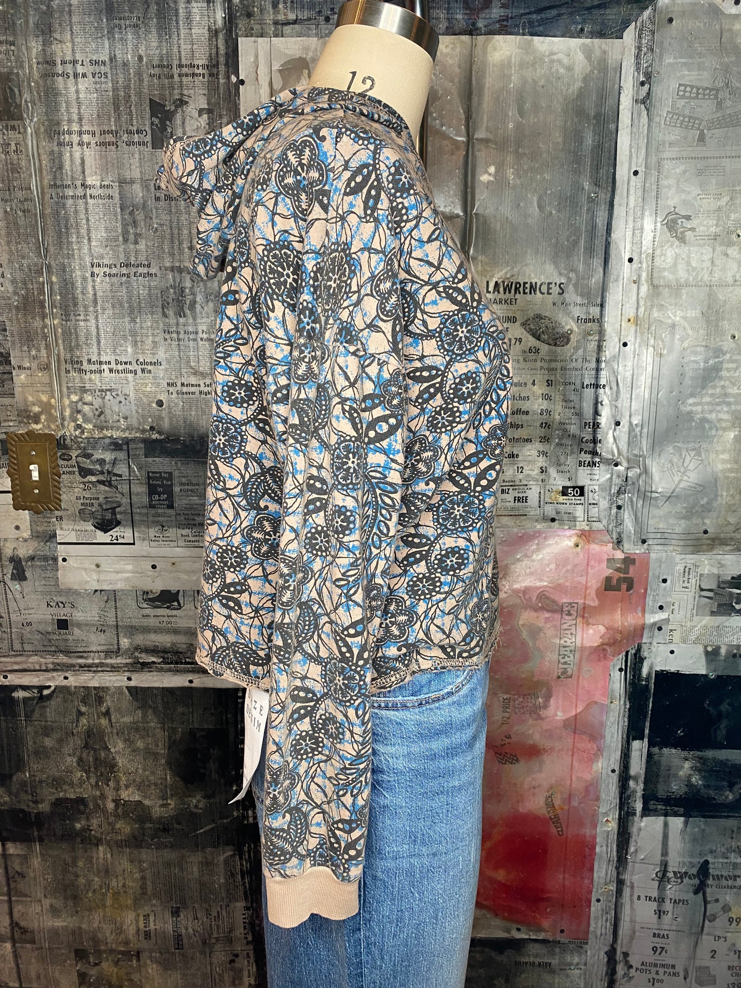 (Mush) Hoodie Pullover - Mushroom