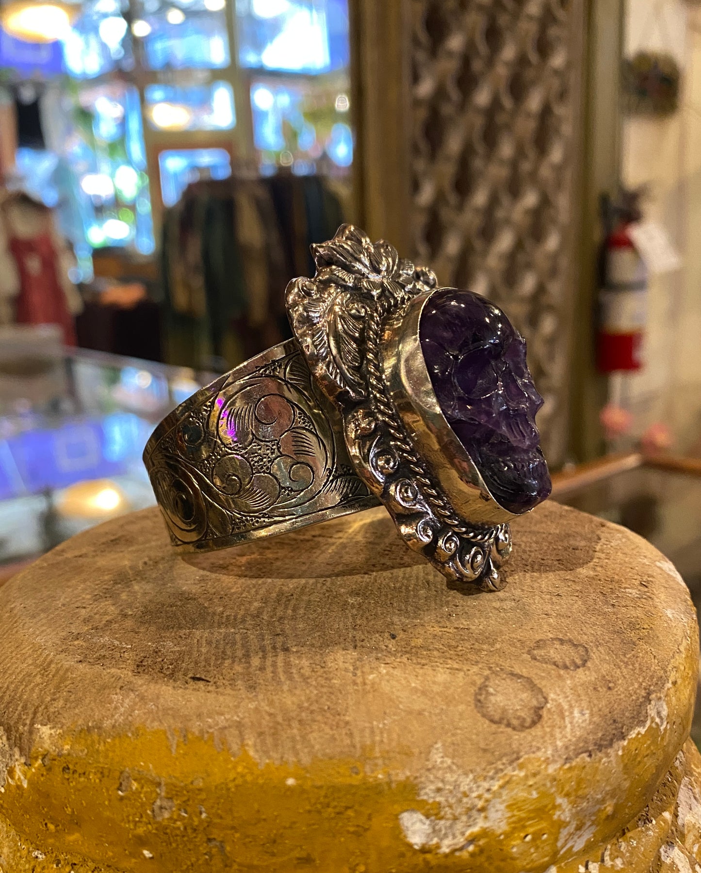 Amethyst Skull Cuff Bracelet (1)