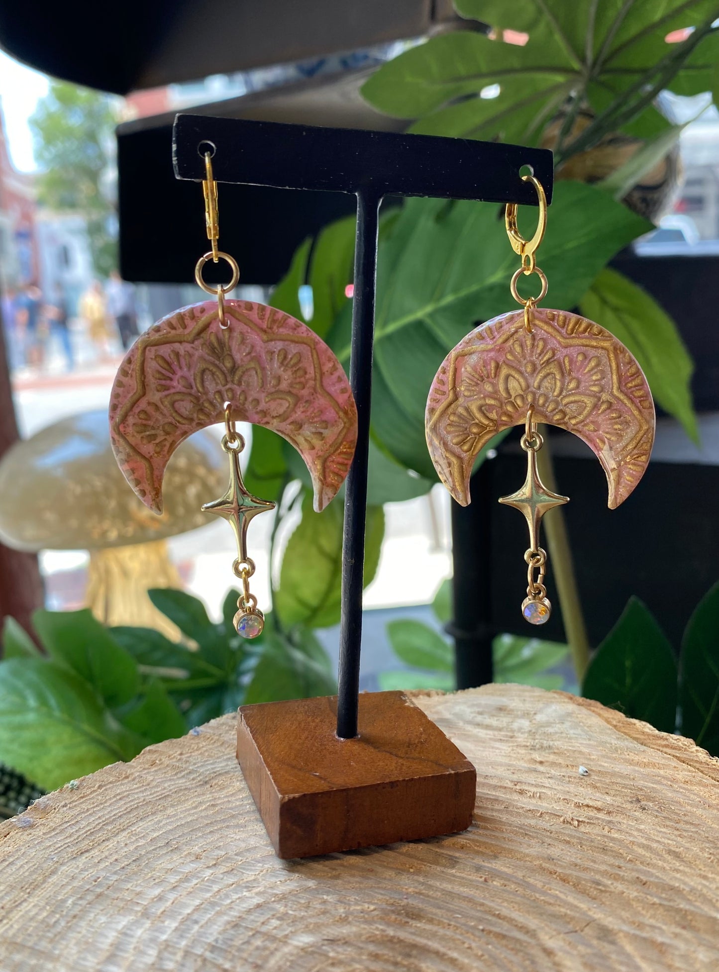 Pink Iridescent Crescent Dangles *E27
