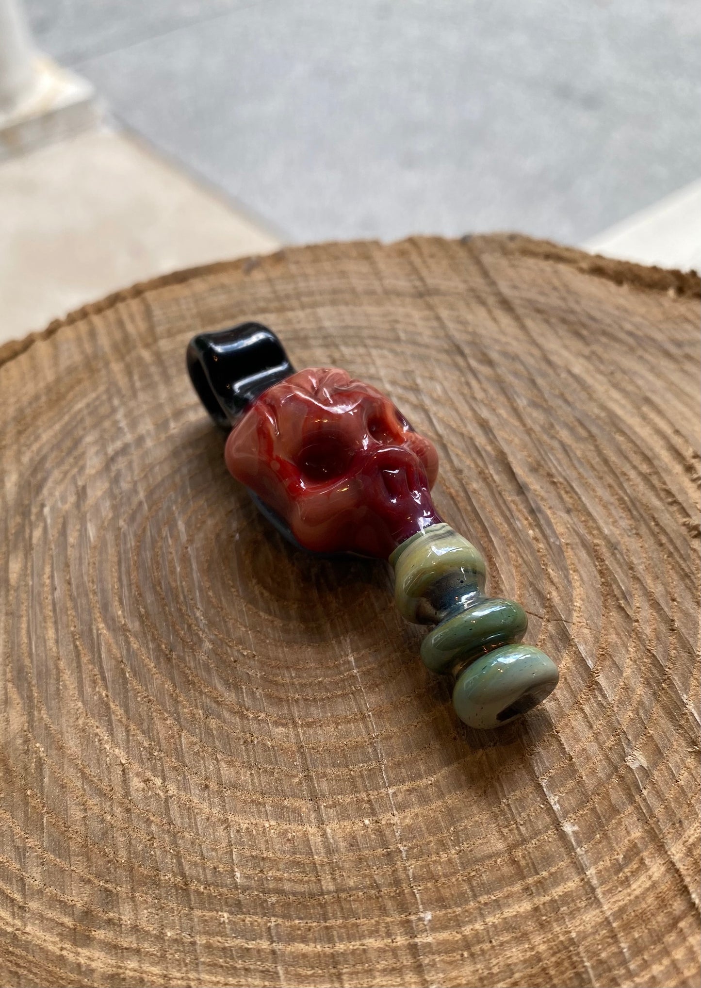 Red Skull w/ Spine - TG04*