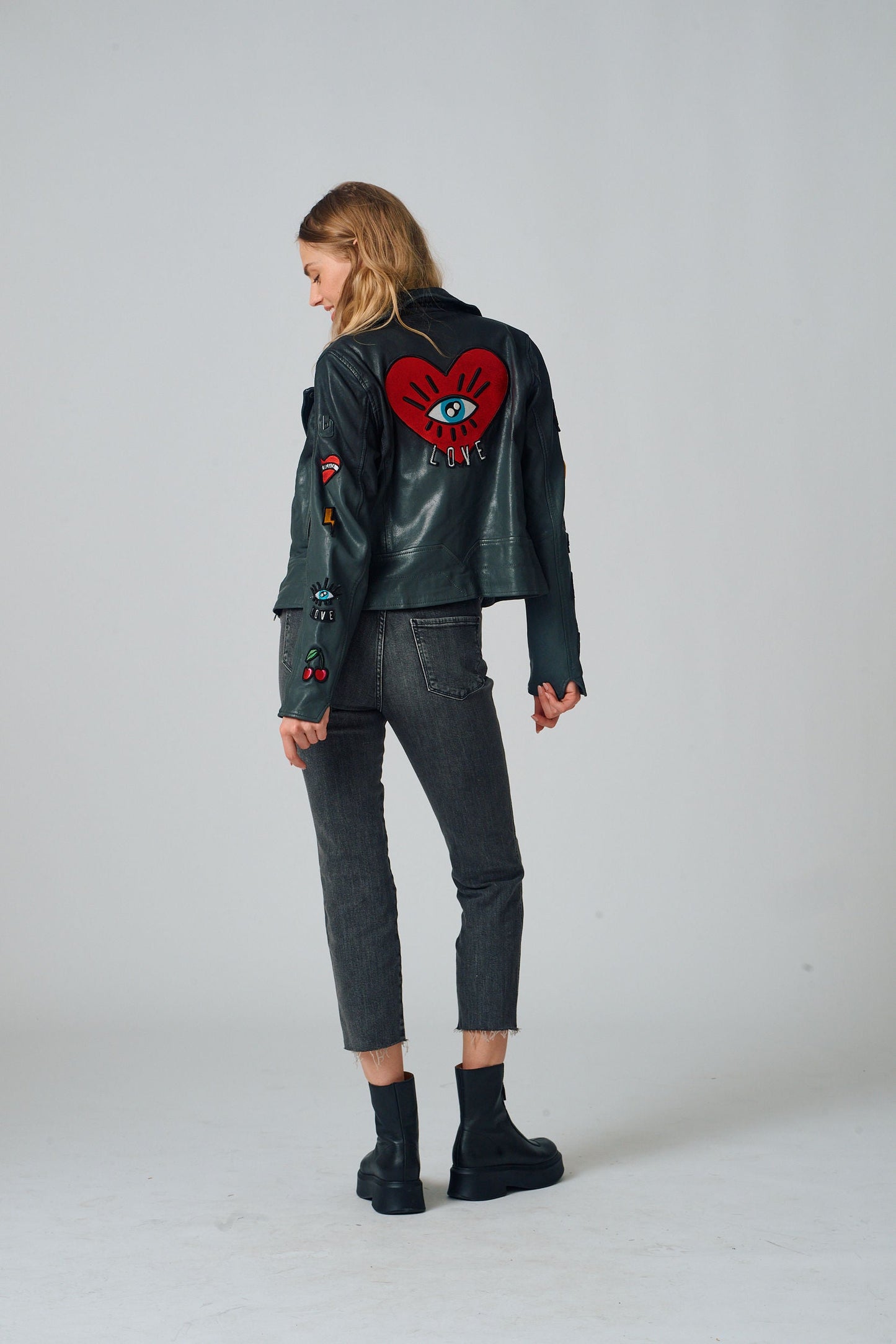 Women's Cynthia RF Ombre with Embroidered Heart Jacket - Black/Anthracite