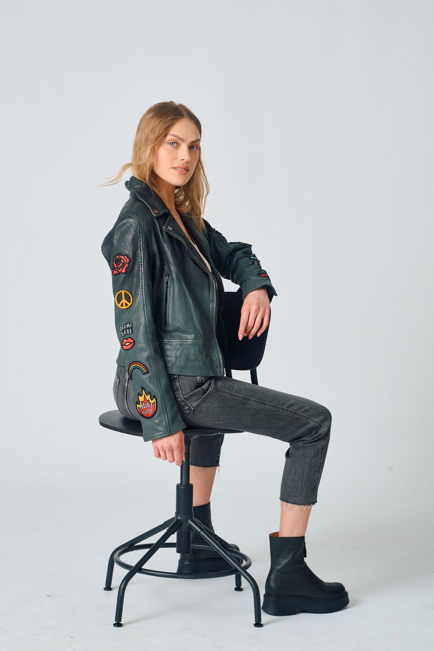 Women's Cynthia RF Ombre with Embroidered Heart Jacket - Black/Anthracite