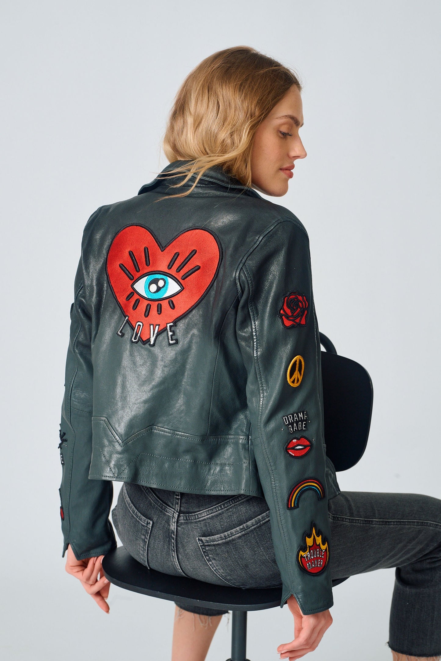 Women's Cynthia RF Ombre with Embroidered Heart Jacket - Black/Anthracite