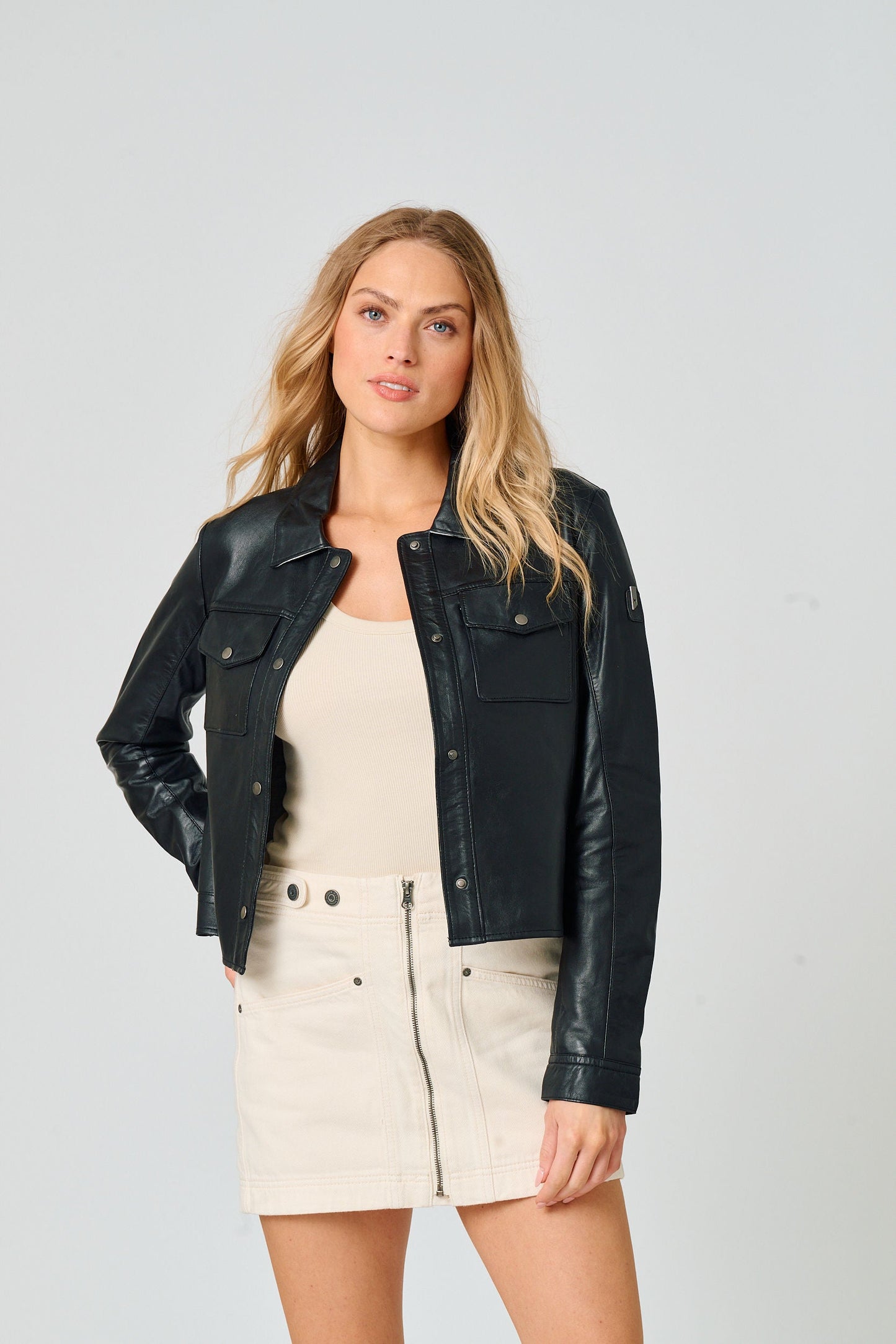 Women's Feodora RF Featherweight Bonded Snap Jacket - Black