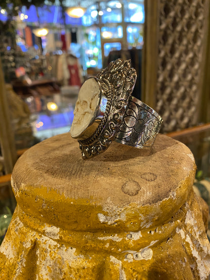 Bone Skull Cuff Bracelet (2)