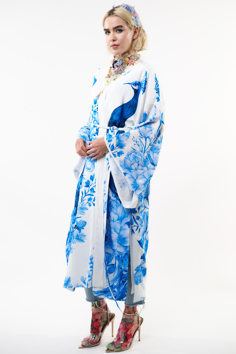 Fantasy Kimono - White Peacock Print