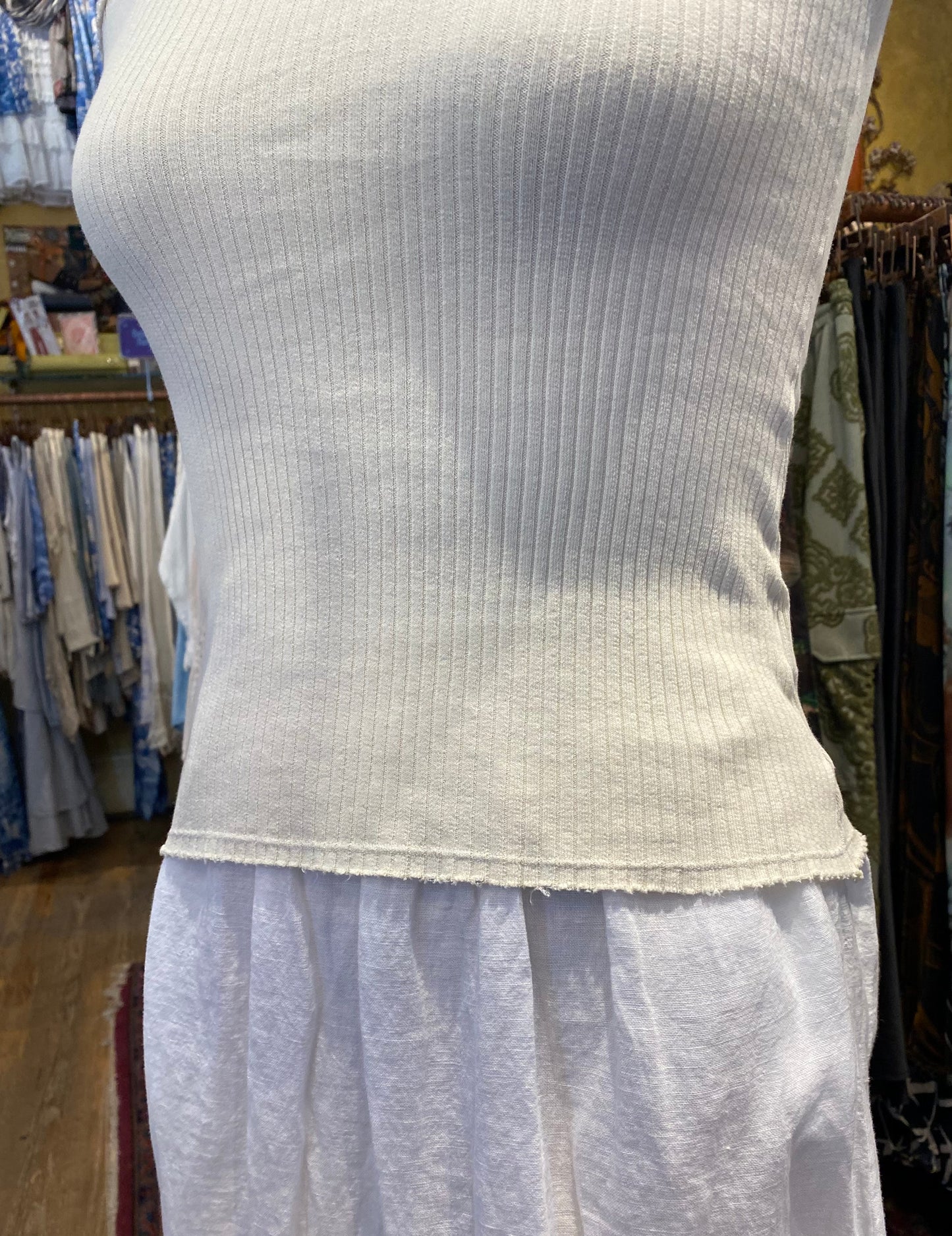 Fitted Ribbed Tank Top - Ivory