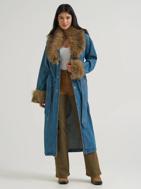 Lainey Wilson Penny Coat