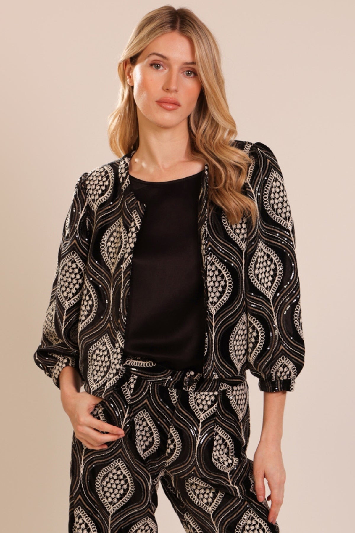 Paddle Jacket - Black