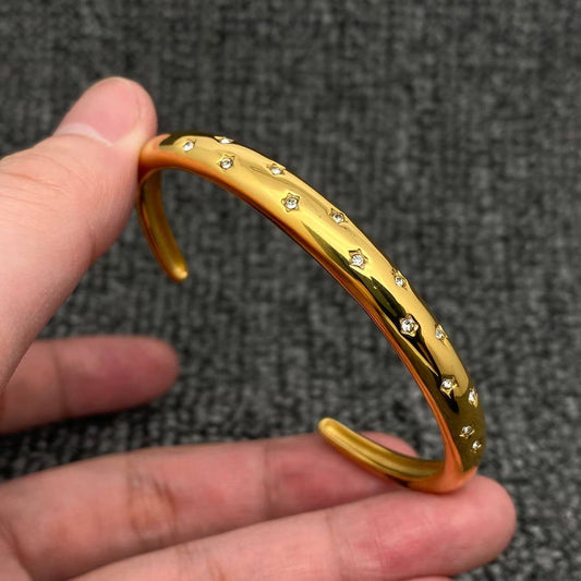 Cubic Zirconia Stars Rounded Cuff