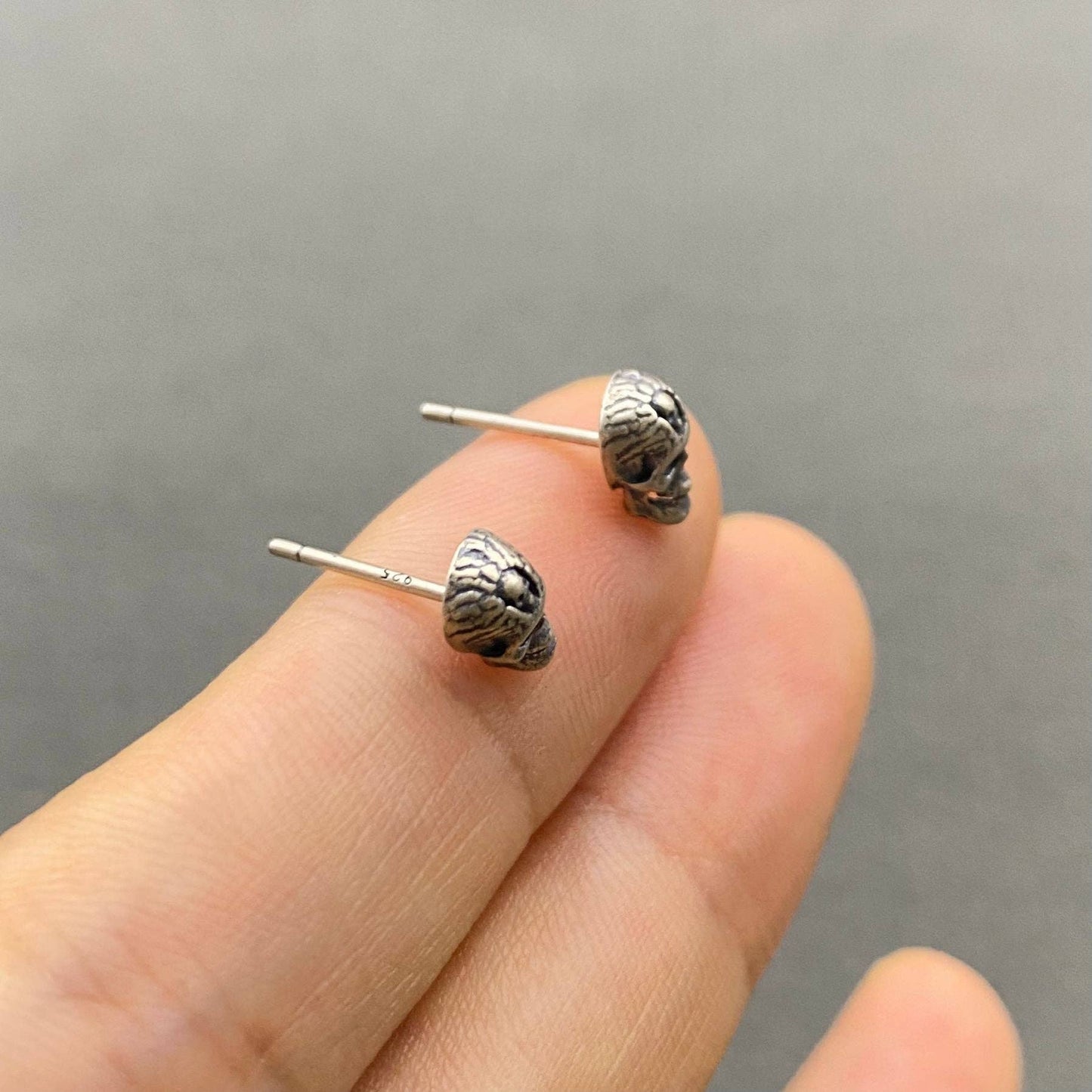 S925 Sterling Silver Double Skull Ear Studs